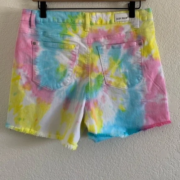 Judy Blue Swirl Tie Dye Shorts Size Large - Picture 5 of 7